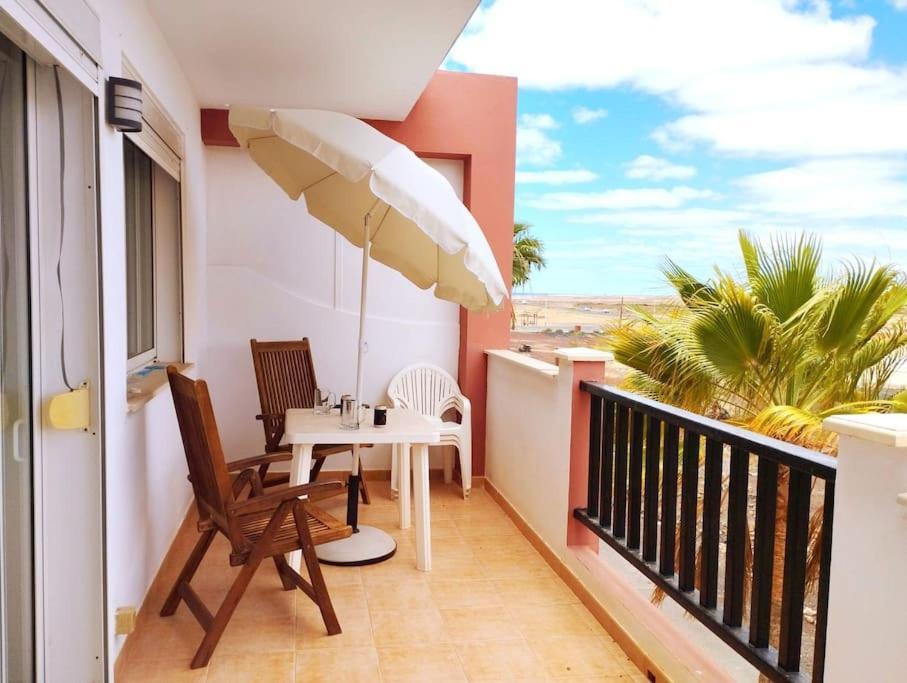 Sunset House Et Piscine Parque Holandes Exterior foto